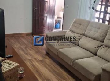 Casa · 177m² · 2 Quartos · 2 Vagas · Sobrado com 2 dormitórios, churrasqueira e 3 vagas no Baeta Neves – São Bernardo do Campo
