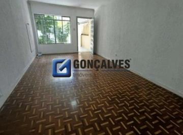 Casa · 248m² · 4 Quartos · 6 Vagas · Casa para Aluguel com 4 Quartos e 2 Suítes em Rudge Ramos