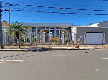 Casa · 262m² · 3 Quartos · 6 Vagas · Casa comercial para alugar com piscina e 6 vagas no Jardim Nossa Senhora Auxiliadora, Campinas