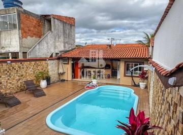 90d84bf5ab55d4b1176cbdcb8410943a306e7cd7 · Casa com 2 dormitórios para alugar, 130 m² por R$ 5.000,00/mês - São José do Imbassaí - Maricá/RJ