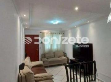 Casa · 94m² · 3 Quartos · 2 Vagas · Sobrado residencial à venda com 3 quartos em Vila Linda, Santo André