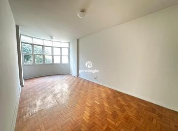 Apartamento · 93m² · 2 Quartos · Apartamento á venda 2 quartos e dependência completa. Copacabana - Rio de Janeiro