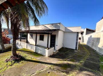 93267b6b0ba8e8b5497fff8970f0f834d7fe1964 · Excelente Casa 3 Quartos À venda com quintal linear!