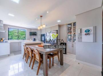 b9f2a86a63700eda1fa3941a18eaff3819178c59 · Apartamento mobiliado com 03 dormitórios(01 suíte) à venda no Edifício Heinrich Koch no Bairro Vorst