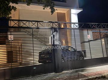 Casa · 227m² · 6 Quartos · 3 Vagas · KitNet para Venda no bairro Vila Betânia - São José dos Campos/SP