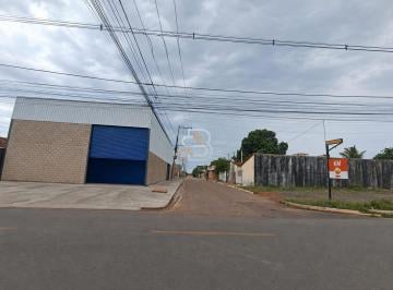 Comercial · 300m² · 1 Quarto · Pavilhão/Galpão à venda no Cristo Rei em Várzea Grande