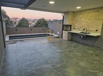 Casa · 220m² · 3 Quartos · 2 Vagas · CASA À VENDA NO NOVA JAGUARI EM SANTANA DE PARNAÍBA | 220M² | 3 SUÍTES | PISCINA AQUECIDA | ENERGIA