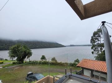 Casa · 250m² · 4 Quartos · 2 Vagas · Iate Clube