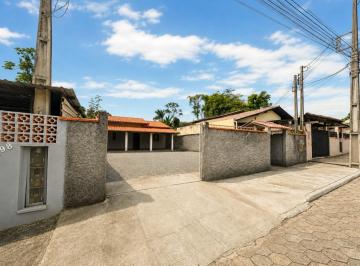 Casa · 170m² · 3 Quartos · 2 Vagas · Casa ampla com terreno de 360 m² à venda na Itoupavazinha – Blumenau