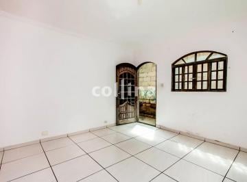 Casa · 10m² · 1 Quarto · 1 Vaga · Casa em Vila Ester, Carapicuíba/SP de 10m² 1 quartos para locação R$ 1.200,00/mes