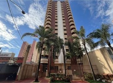Apartamento · 156m² · 3 Quartos · 2 Vagas · Apartamento para alugar em Centro de 156.00m² com 3 Quartos, 3 Suites e 2 Garagens