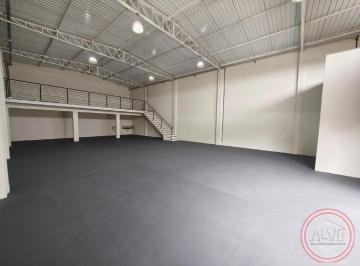 Comercial · 290m² · Galpão / Depósito / Armazém para alugar em Saúde de 290.00m²