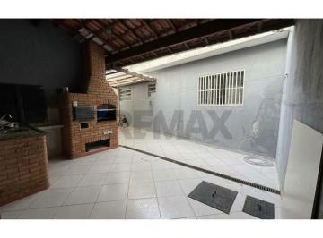 Casa · 176m² · 3 Quartos · 4 Vagas · Casa para venda em Arujamérica de 175.74m² com 3 Quartos, 1 Suite e 4 Garagens