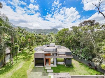 Rural · 166m² · 3 Quartos · 1 Vaga · CHÁCARA DE ALTO PADRÃO COM 3.000 M² COM RIO PASSANDO NO FUNDO DO TERRENO EM GARUVA/SC