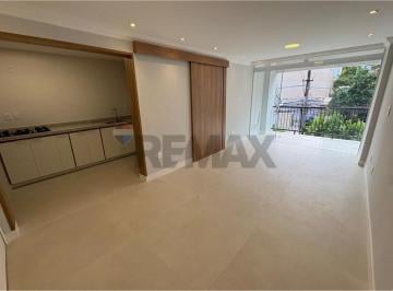 Apartamento · 81m² · 2 Quartos · 1 Vaga · Apartamento Reformado nas Graças: Conforto e Praticidade