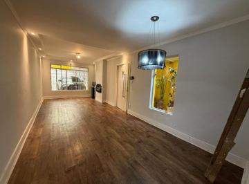 Casa de 4 quartos, São Paulo · Sobrado Vila Santo Estefano com 250m² 4 dormitórios sendo 1 suíte - 2 vagas de garagem.