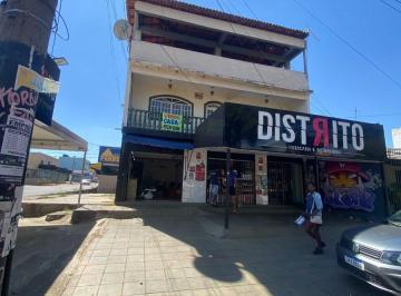 Casa de 3 quartos, Ceilândia · Sobrado Comercial esquina com 2 lojas, apartamento + terraço