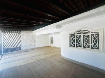 Casa · 120m² · 5 Quartos · CASA SOBRADO COM TERRAÇO, LOTE 120 METROS, 5 QUARTOS SENDO 4 SUÍTES 2 VAGAS COBERTAS ACEITA FINANCIA