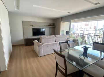 Apartamento de 2 quartos, Curitiba · Apartamento 3 quartos com suíte, 109 m², 2 vagas e varanda – Cristo Rei
