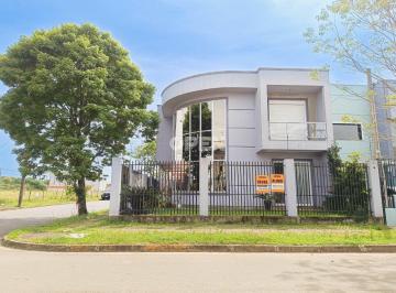 Casa · 206m² · 4 Quartos · 2 Vagas · Casa para aluguel - em Canoas