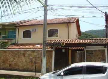 Casa · 270m² · 3 Quartos · 4 Vagas · Casa 3 quartos em Maravista
