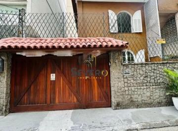 Casa · 200m² · 5 Quartos · 2 Vagas · Casa à venda no bairro Icaraí - Niterói/RJ