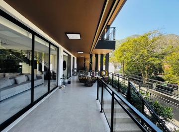 Varanda - sala · Casa Alto Padrão em Itacoatiara, Niterói/RJ