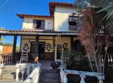 Casa · 600m² · 8 Quartos · 5 Vagas · Residência Multifuncional com Amplo Terreno e Estrutura Completa para Moradia, Eventos e Retiros