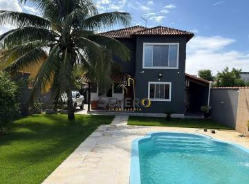 Casa · 199m² · 5 Quartos · 5 Vagas · Belíssima Casa à venda no bairro Cajueiros (Itaipuaçu) - Maricá/RJ