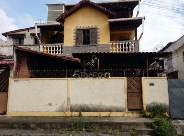 Casa · 115m² · 3 Quartos · Casa Triplex em Colubande, São Gonçalo/RJ