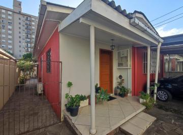Photo 1 · Casa com 2 quartos e 3 vagas no bairro Camaquã