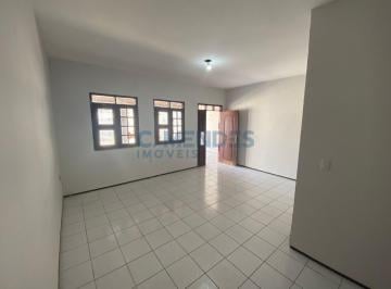 Casa · 130m² · 4 Quartos · 4 Vagas · em Cambeba - Fortaleza