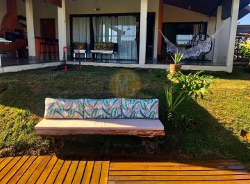 Casa · 279m² · 3 Quartos · 9 Vagas · Casa de Campo à Venda em Santa Branca com Piscina e Vista 180°