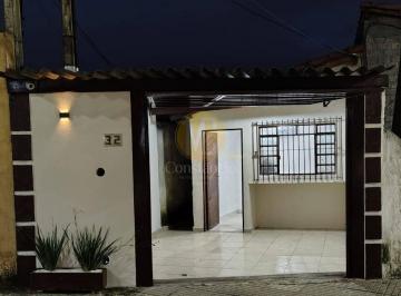Casa · 80m² · 2 Quartos · 1 Vaga · CASA A VENDA COM 2 DORMITÓRIOS NO CENTRO