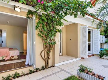Photo 1 · Casa Térrea à venda no bairro Aberta dos Morros, com 2 dormitórios,