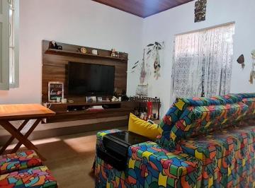 Casa · 200m² · 4 Quartos · Casa mobiliada de 4 dormitórios com churrasqueira | Centro Histórico