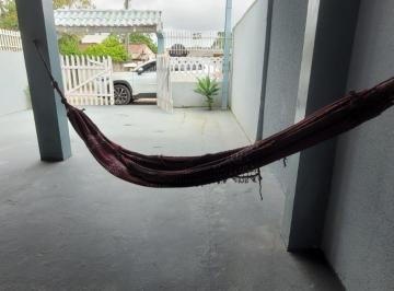 Casa · 90m² · 3 Quartos · 2 Vagas · Casa com 3 dormitórios sendo 2 suites