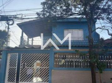 Casa · 2 Quartos · 3 Vagas · Sobrado à venda na Vila Augusta, Guarulhos – 2 suítes, quintal, churrasqueira e 3 vagas!