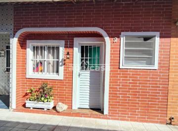 Casa · 33m² · 1 Quarto · 1 Vaga · Casa de Condominio próximo a praia
