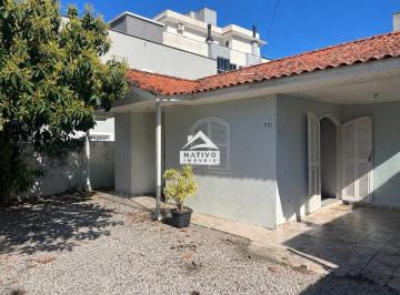 Casa · 65m² · 2 Quartos · 1 Vaga · Casa com 2 Dormitórios no Rio Vermelho/Florianópolis