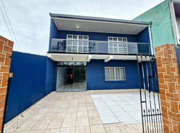Casa · 177m² · 3 Quartos · 2 Vagas · Sobrado de 177m2 para Locação com 03 Dormitórios e Área com Churrasqueira no Bairro Tatuquara em Cur