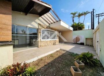 Casa · 135m² · 4 Quartos · 2 Vagas · Casa no bairro Três Marias em Peruíbe