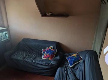 Casa · 112m² · 2 Quartos · Casa à venda na Ponta Grossa, ótimo local, 2/4, salas de estar e jantar, 111m2