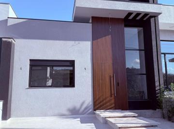 Foto 01 · Ótima casa com 99m2 no Condominio Vale Azul