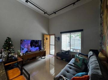 Casa de 3 quartos, São Paulo · Casa de 160 m² com 3 quartos à venda na Chácara Califórnia