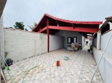 Foto 1 · Casa 2 quartos com piscina em Verde Mar, Mongaguá