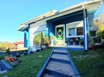Casa · 263m² · 3 Quartos · 5 Vagas · Casa 3 Quartos com 1 Suíte e 263m² - Biguaçu
