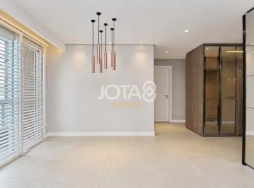 Apartamento · 72m² · 2 Quartos · 1 Vaga · MODERNO E ELEGANTE NO ÁGUA VERDE: 2 QUARTOS (1 SUÍTE)