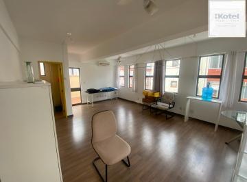 Comercial · 39m² · Sala comercial, ensolarada e arejada com 2 terraços.