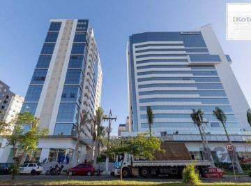Comercial · 81m² · AMPLO CONJUNTO COMERCIAL COM 81 M2 NO HOM NILO